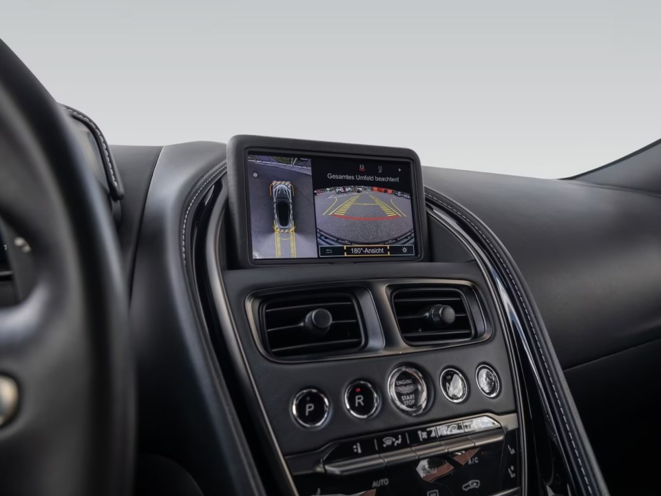 Aston Martin DBS Superleggera - foto 21