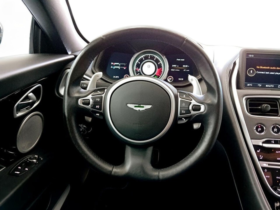 Aston Martin DB11 - foto 14