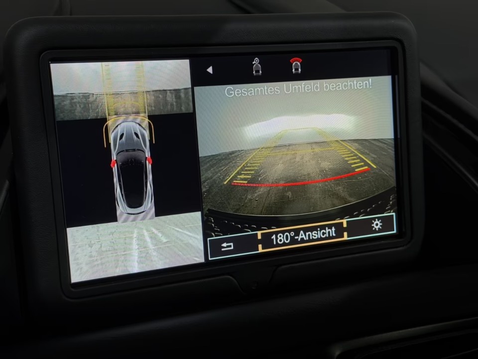 Aston Martin DBS - foto 12