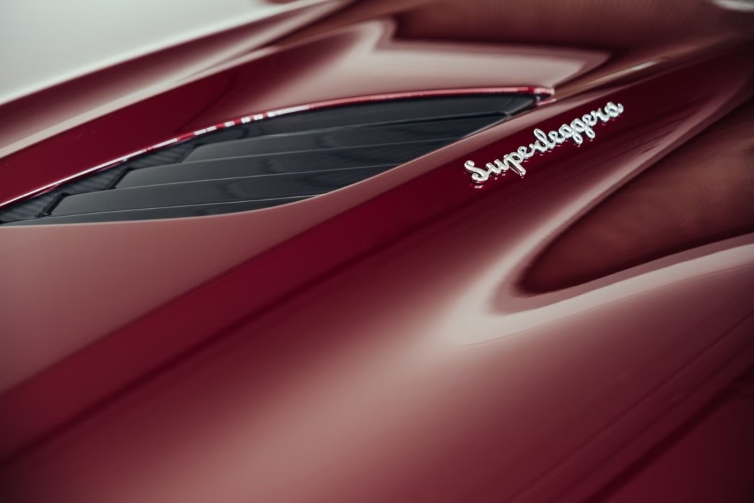 Aston Martin DBS Volante Superleggera - foto 19