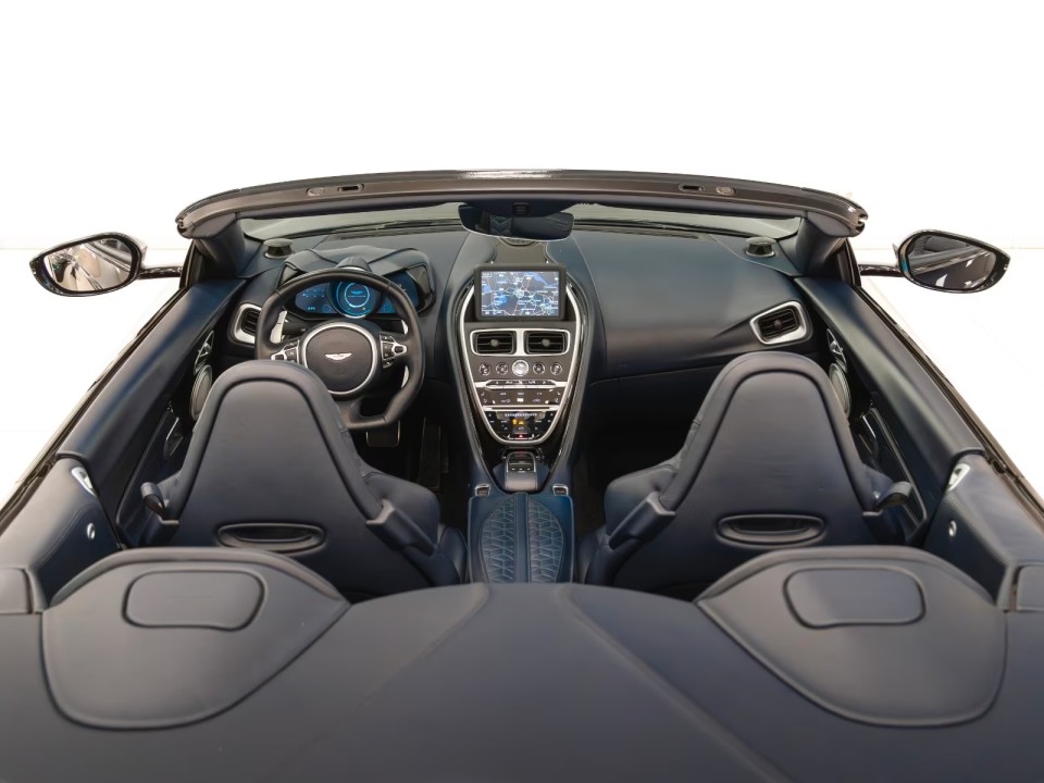 Aston Martin DBS Superleggera Volante - foto 18