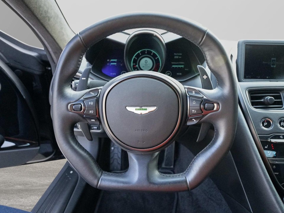 Aston Martin DBS - foto 14