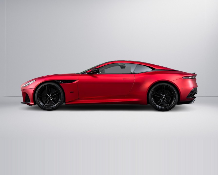 Aston Martin DBS - foto 9