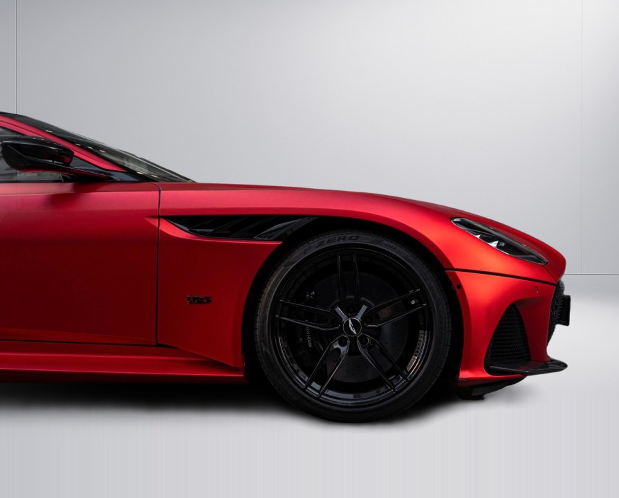Aston Martin DBS - foto 32