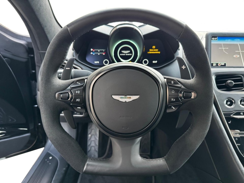 Aston Martin DBS - foto 10