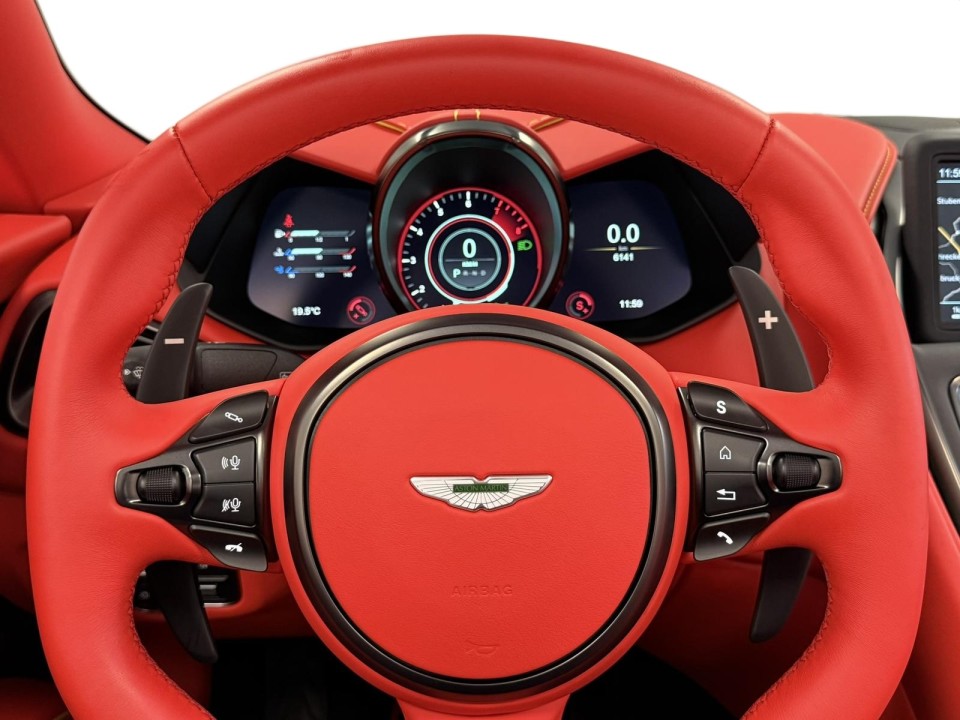 Aston Martin DBS Volante - foto 30