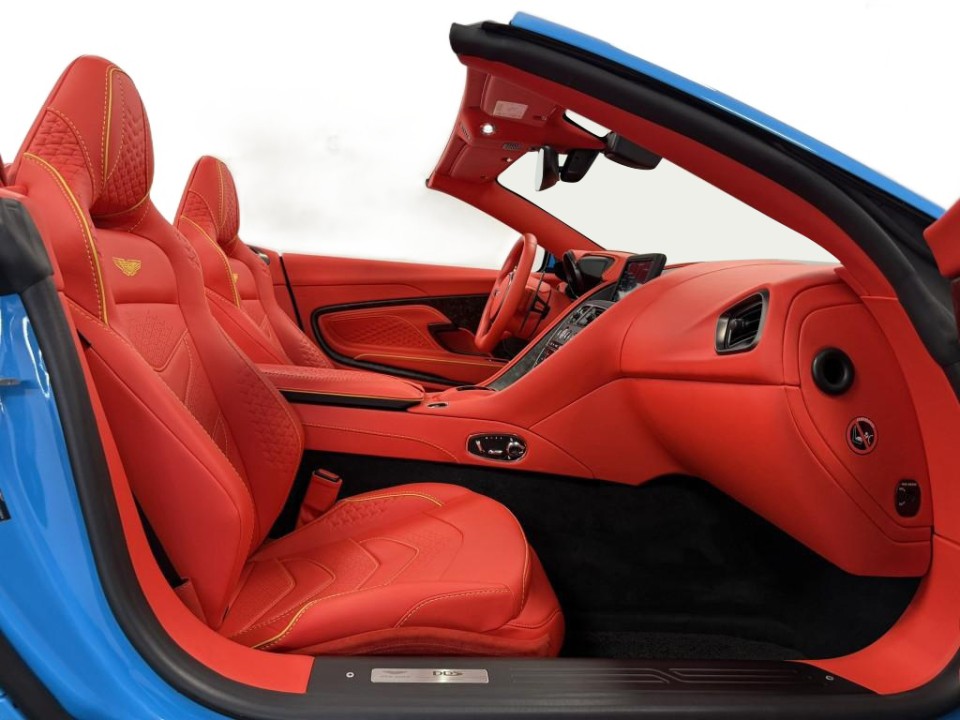 Aston Martin DBS Volante - foto 20