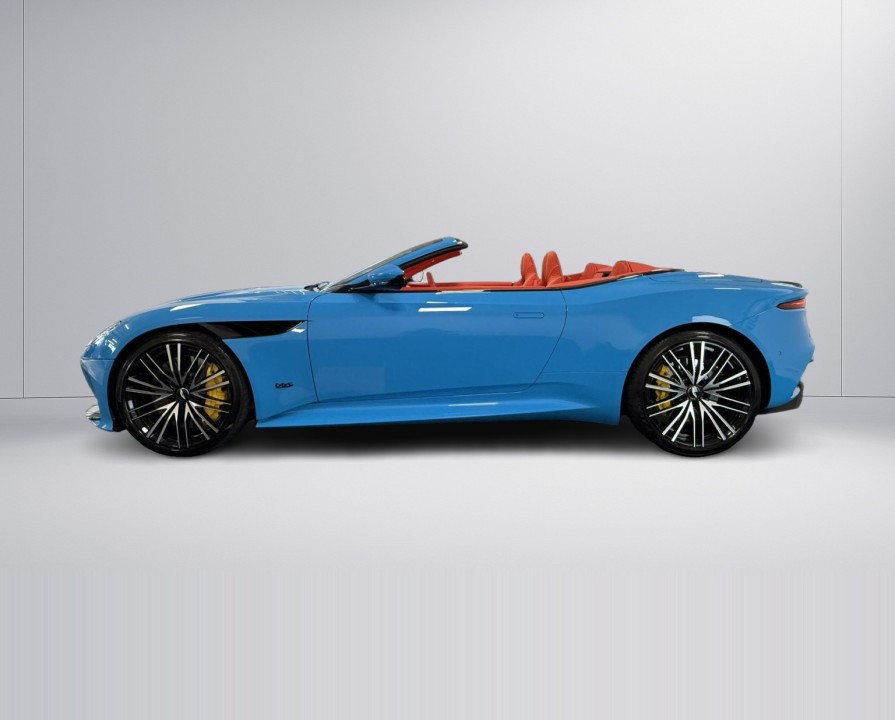 Aston Martin DBS Volante - foto 11