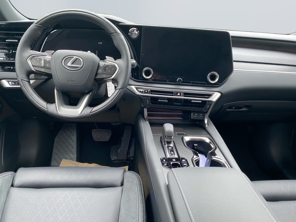 Lexus Seria RX 450h+ - foto 8