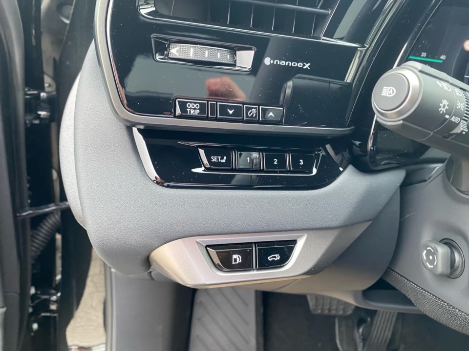 Lexus Seria RX 450h+ - foto 11