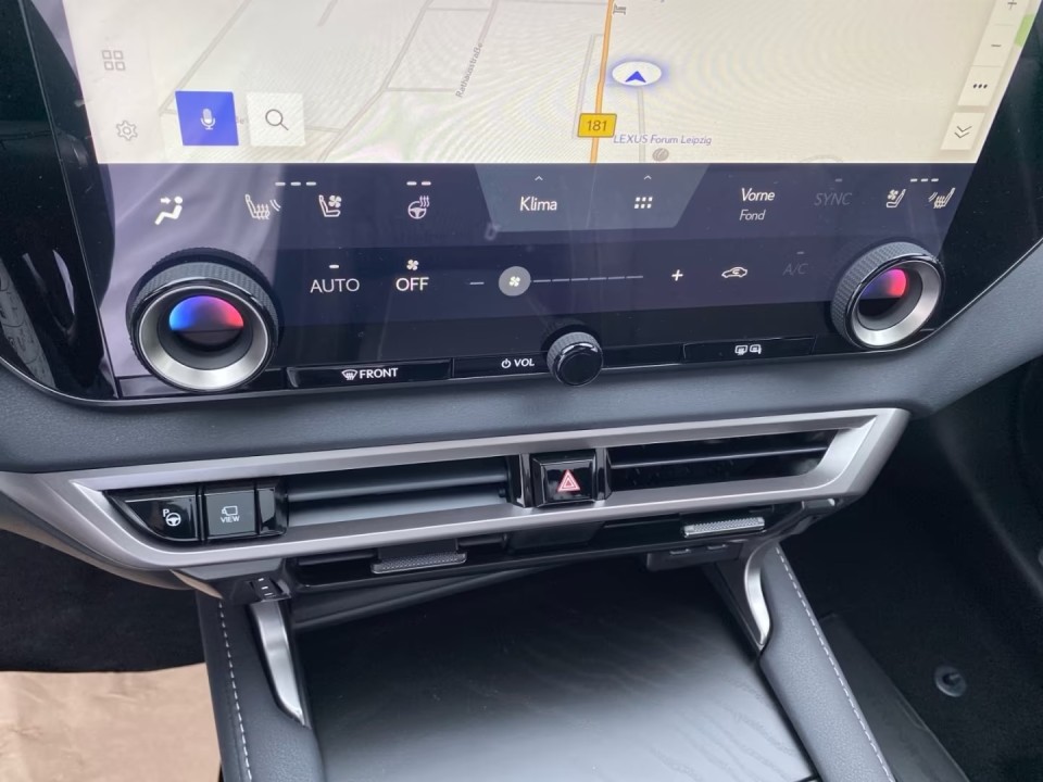 Lexus Seria RX 450h+ - foto 14