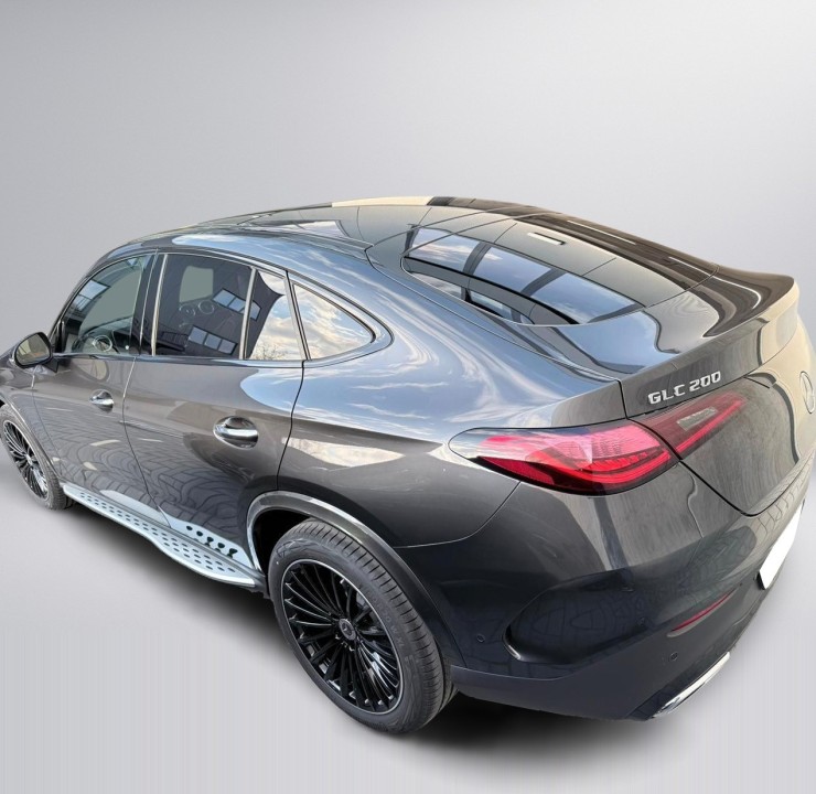 Mercedes-Benz GLC Coupé 200 4MATIC AMG Line (4)