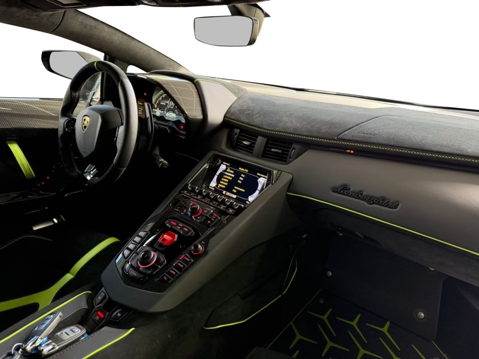 Lamborghini Aventador - foto 7