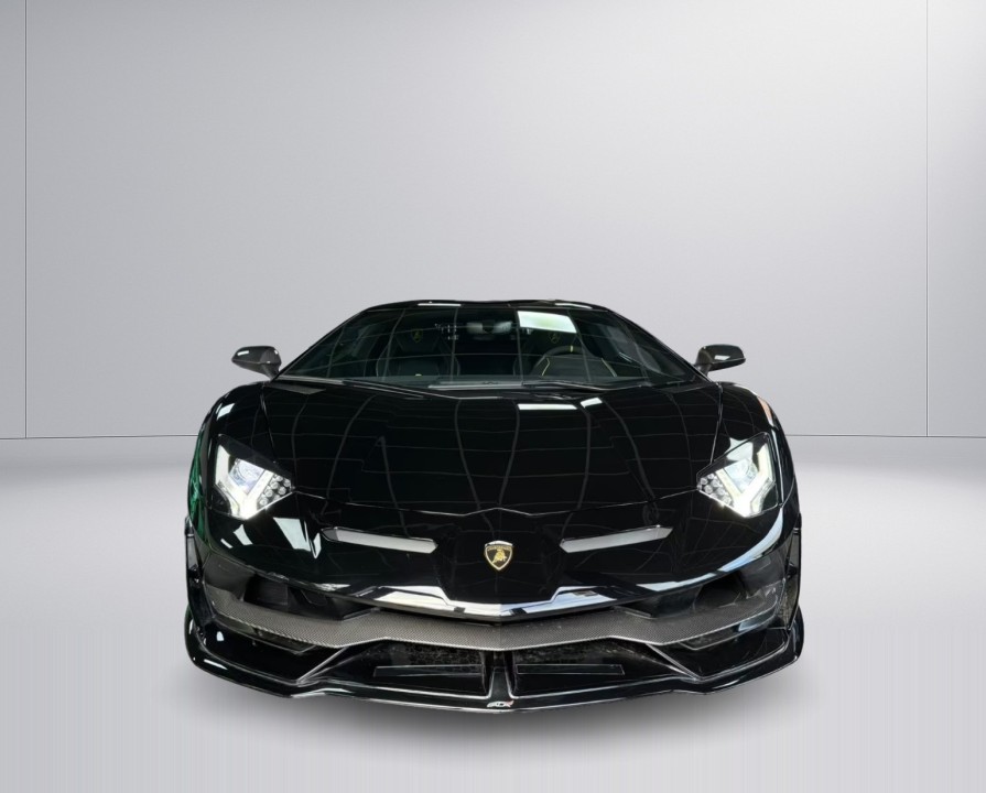 Lamborghini Aventador (5)