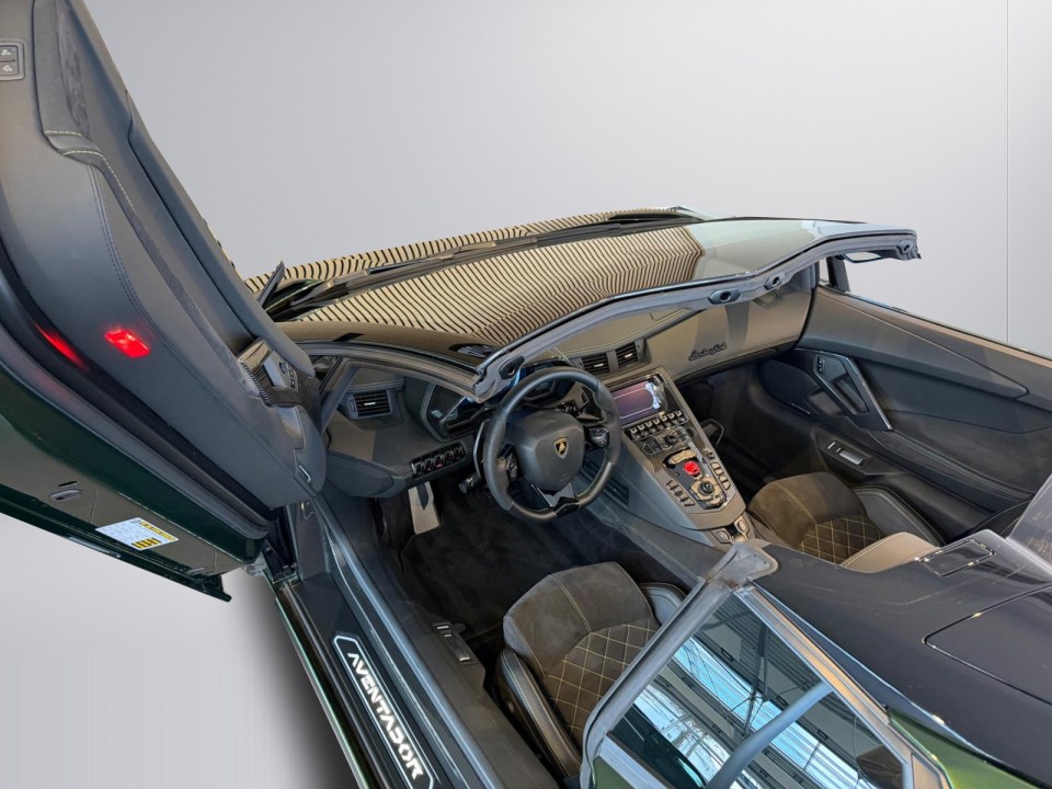 Lamborghini Aventador - foto 22
