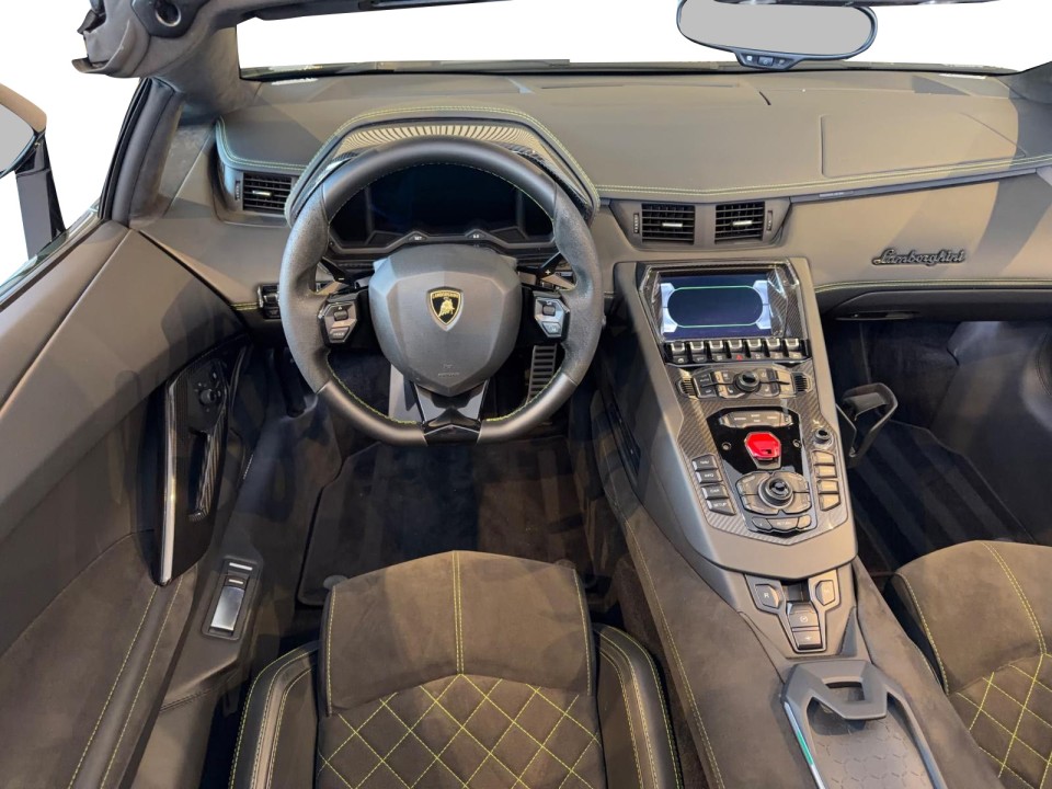 Lamborghini Aventador - foto 18