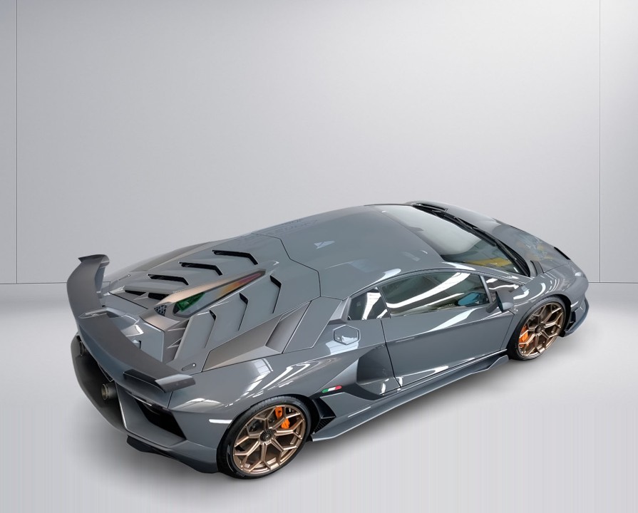 Lamborghini Aventador (3)