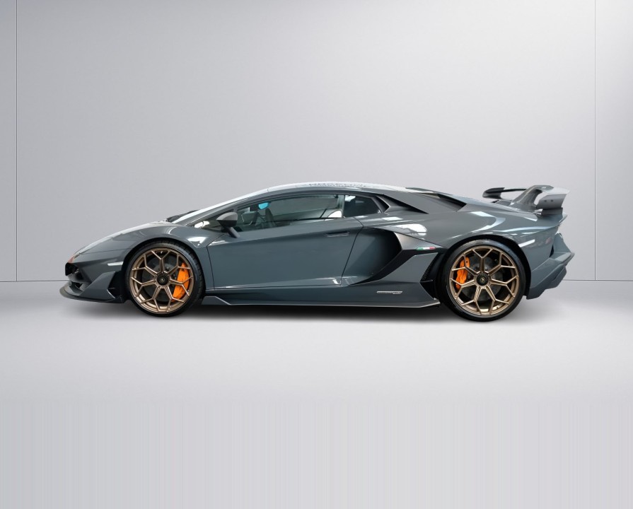 Lamborghini Aventador - foto 6