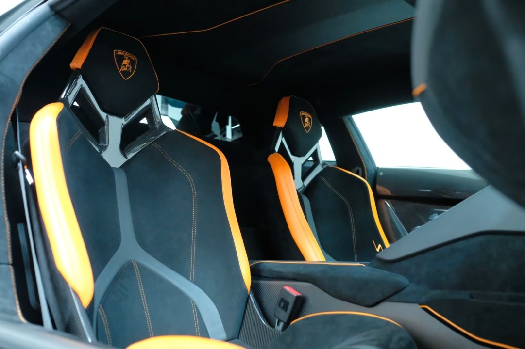 Lamborghini Aventador - foto 14