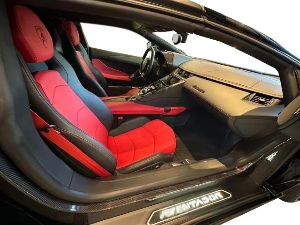 Lamborghini Aventador - foto 7