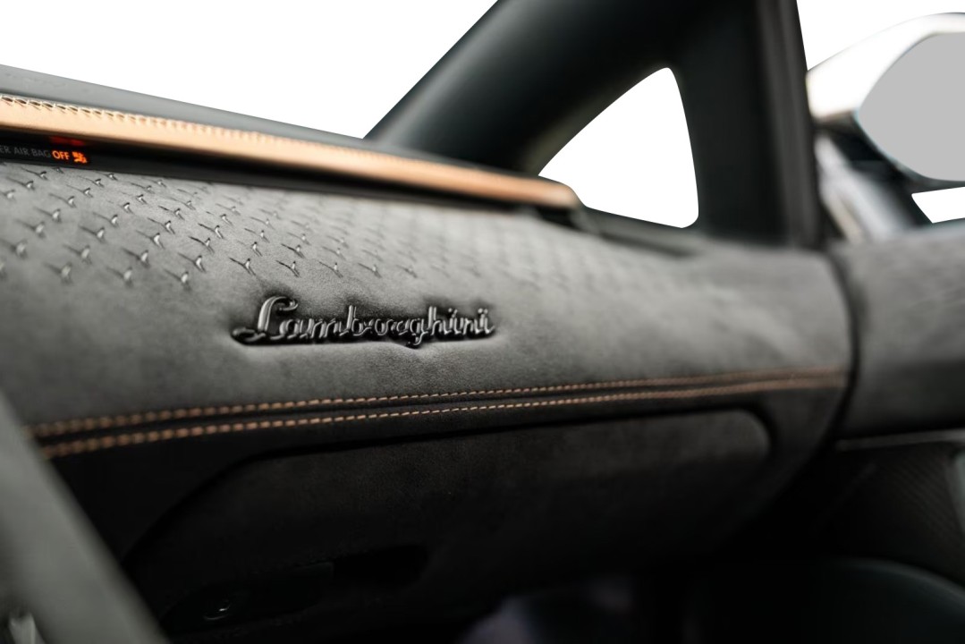 Lamborghini Aventador - foto 17