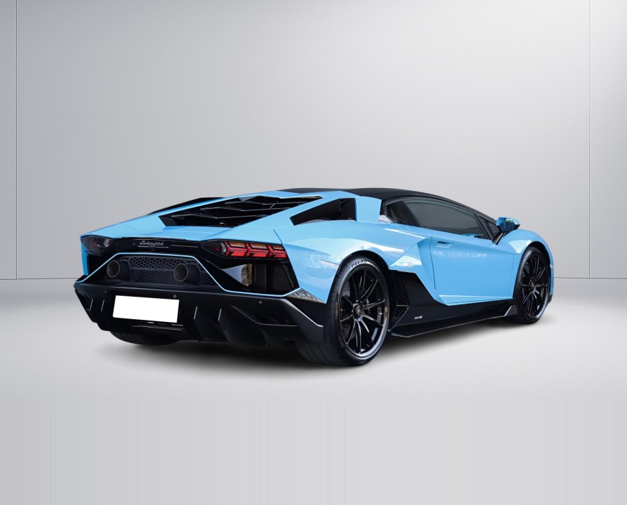 Lamborghini Aventador (4)