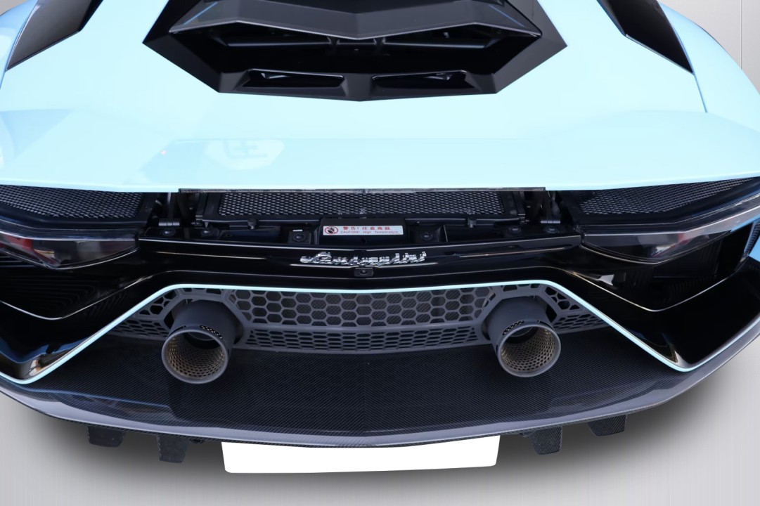 Lamborghini Aventador - foto 23