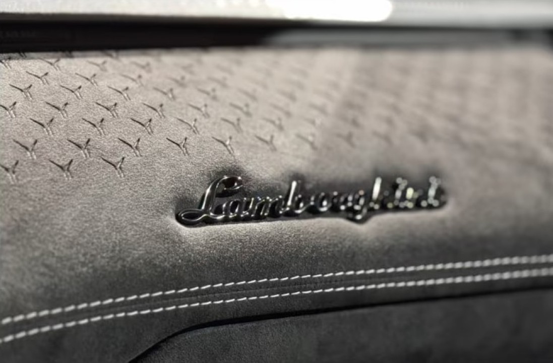 Lamborghini Aventador - foto 25