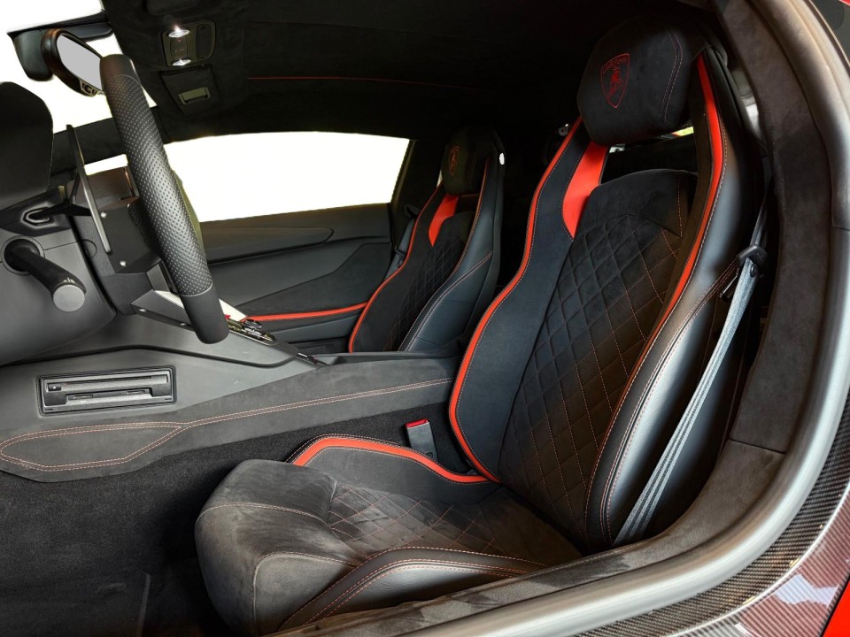 Lamborghini Aventador - foto 13