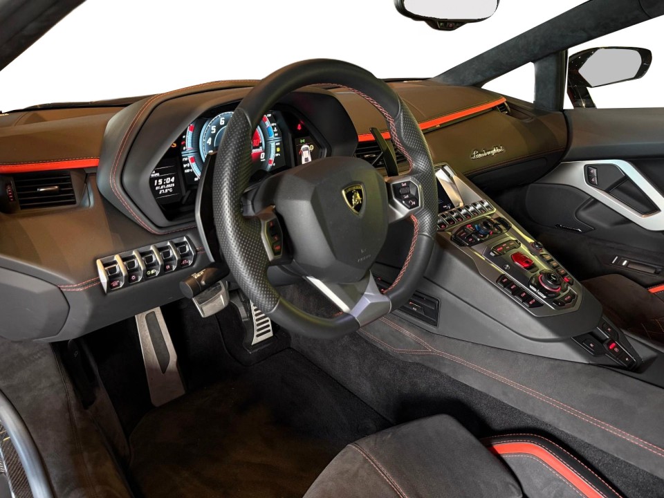 Lamborghini Aventador - foto 15