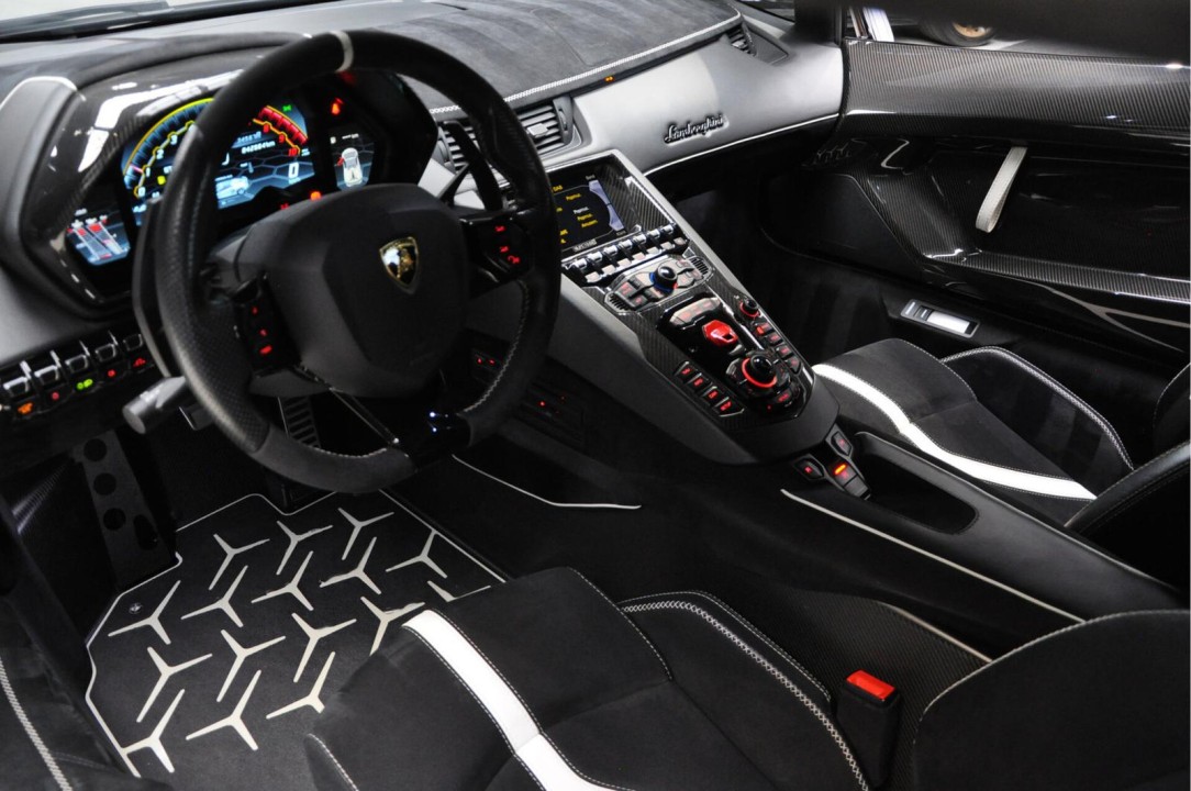 Lamborghini Aventador - foto 13