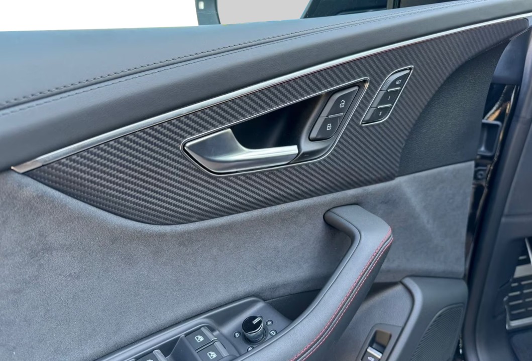 Audi SQ8 TFSI Quattro - foto 21