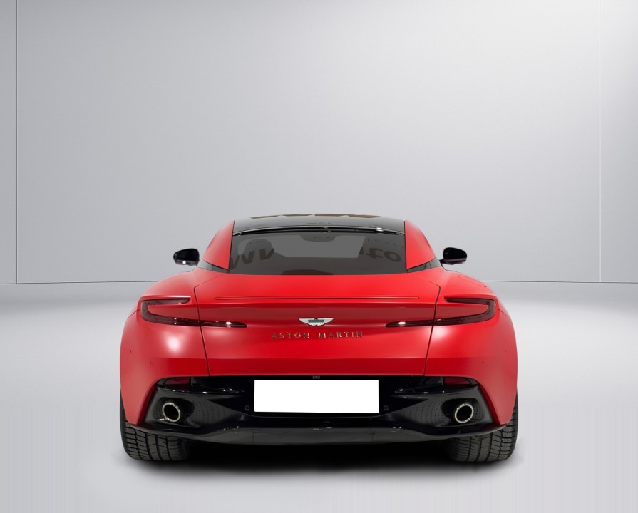 Aston Martin DB12 (5)