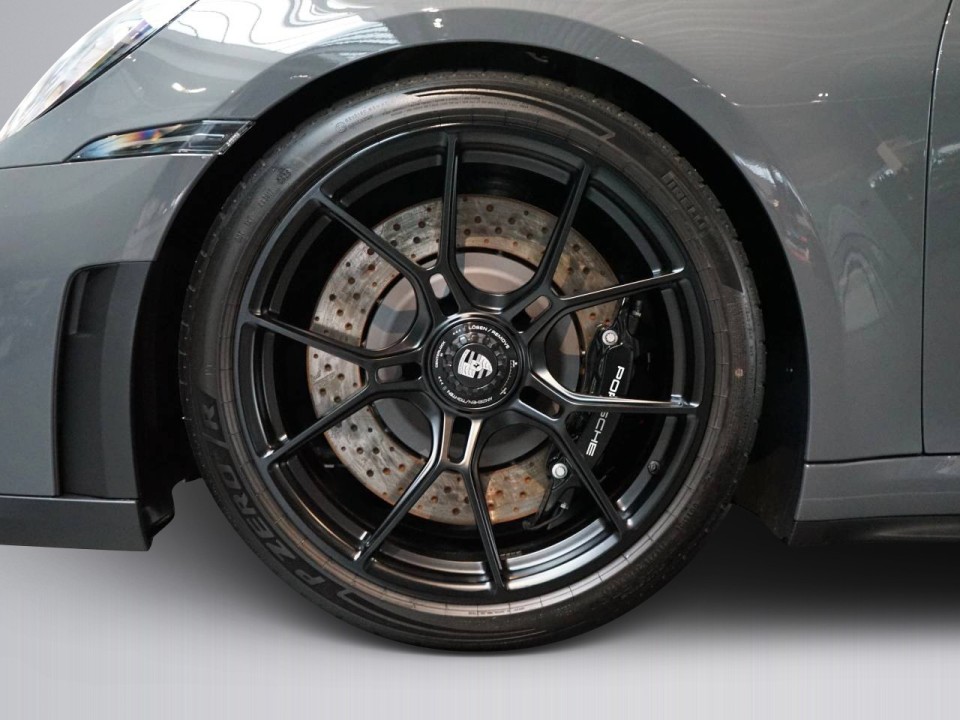 Porsche 911 GT3 Touring - foto 35