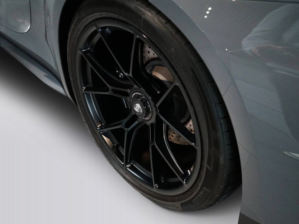 Porsche 911 GT3 Touring - foto 34