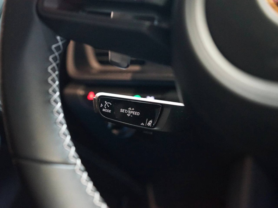 Porsche 911 GT3 Touring - foto 14