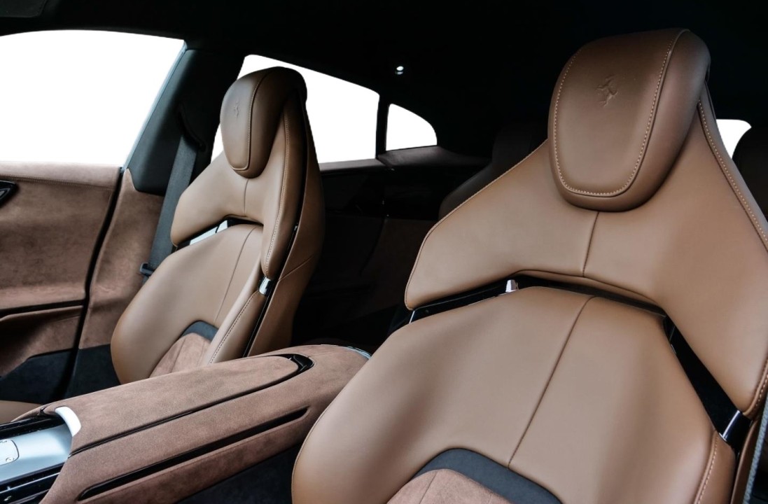 Ferrari Purosangue - foto 15