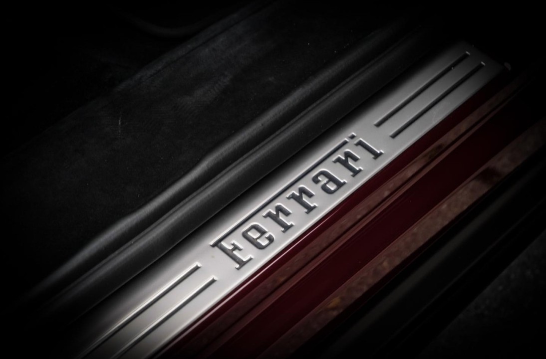 Ferrari Purosangue - foto 23