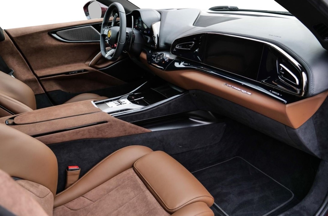 Ferrari Purosangue - foto 14