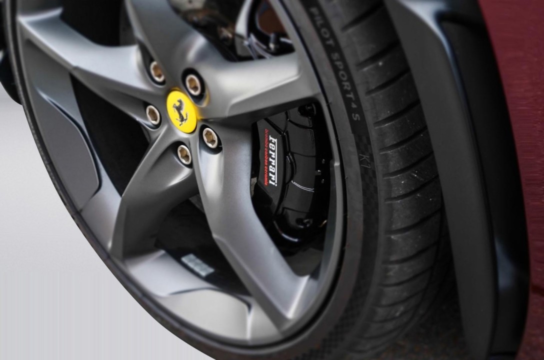 Ferrari Purosangue - foto 28