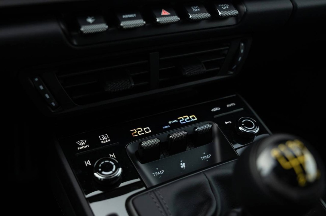 Porsche 911 GT3 Touring - foto 18