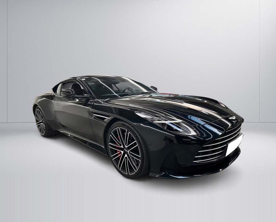 Aston Martin DB12
