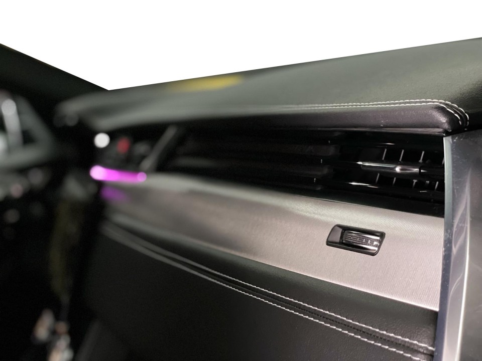 Jaguar F-Pace P250 R-Dynamic - foto 12