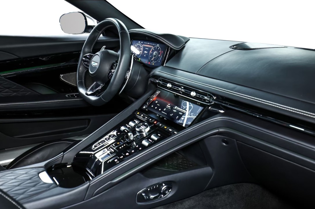 Aston Martin DB12 - foto 10