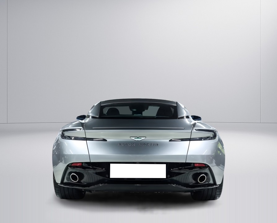 Aston Martin DB12 (3)