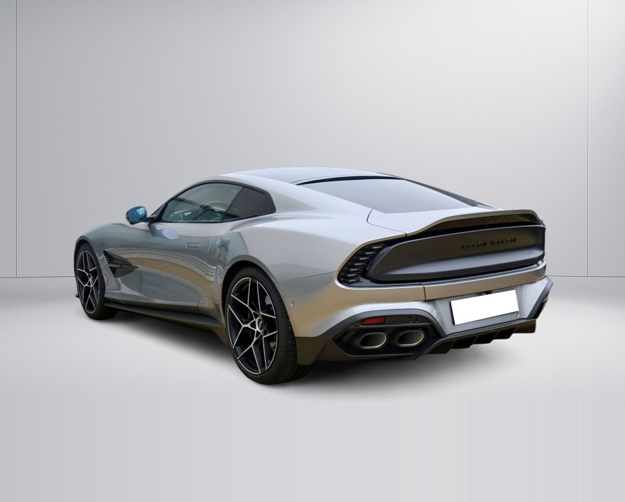 Aston Martin Vanquish (3)