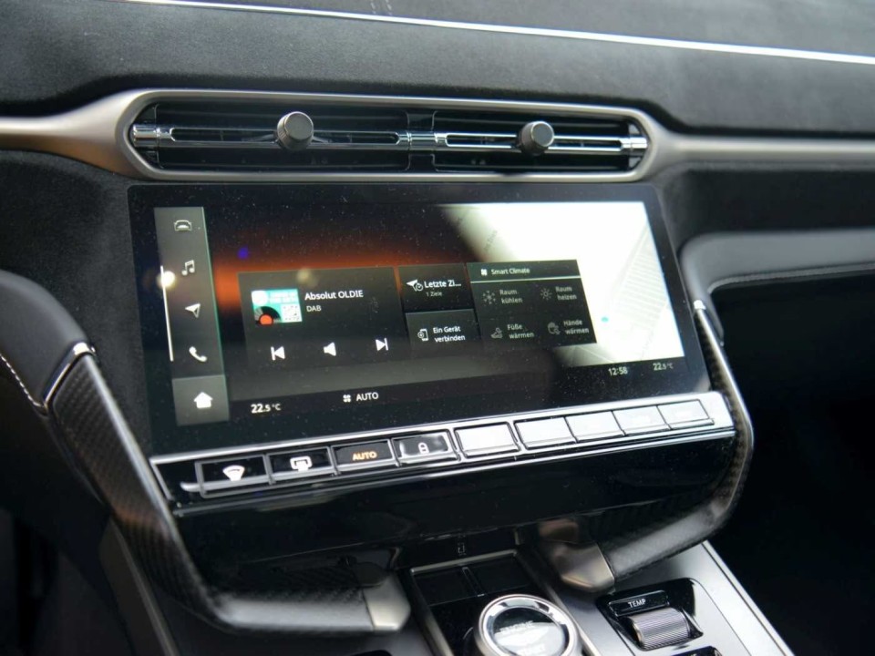 Aston Martin Vanquish - foto 16