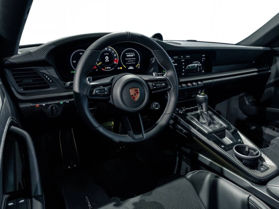 Porsche 911 GT3 Touring - foto 9