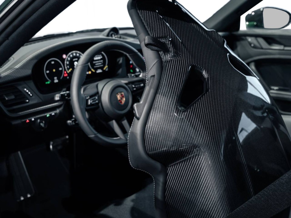 Porsche 911 GT3 Touring - foto 11