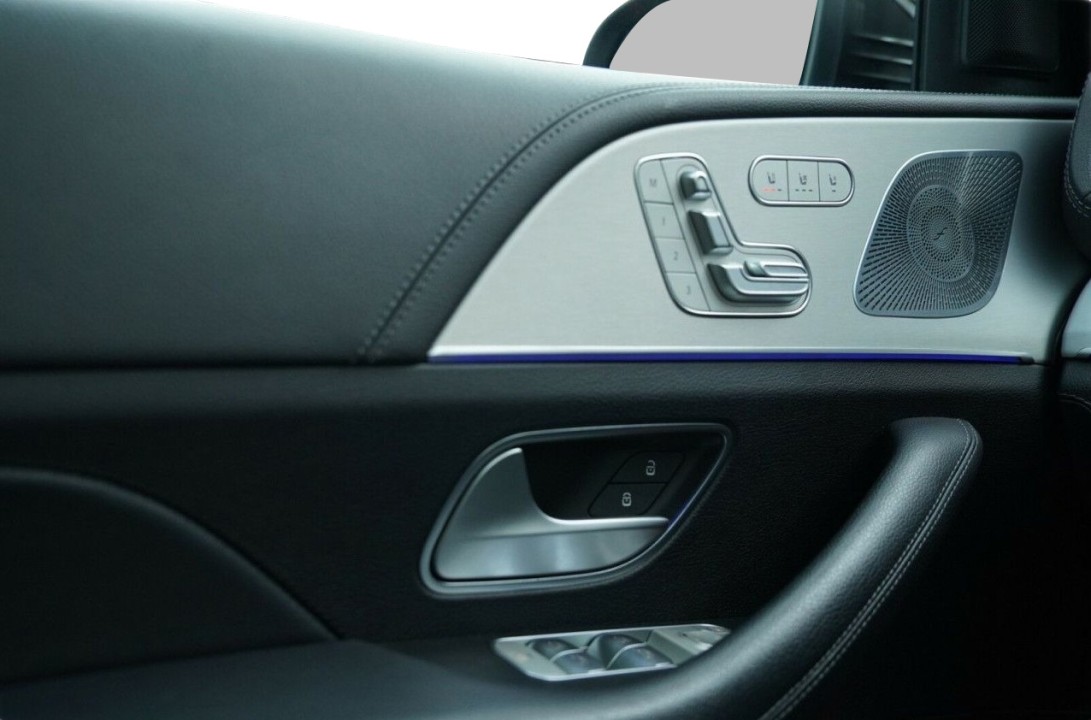 Mercedes-Benz GLE 350de 4MATIC - foto 18